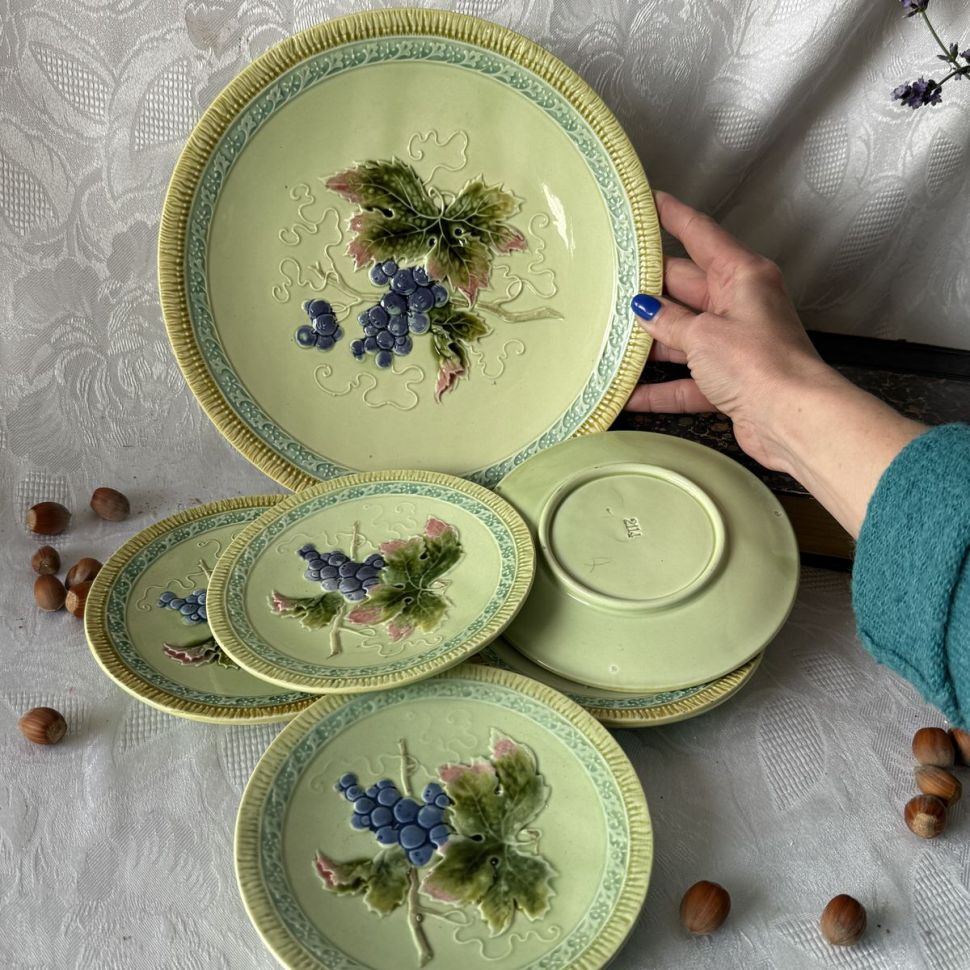 Блюдо и 5 тарелок Майолика керамика 