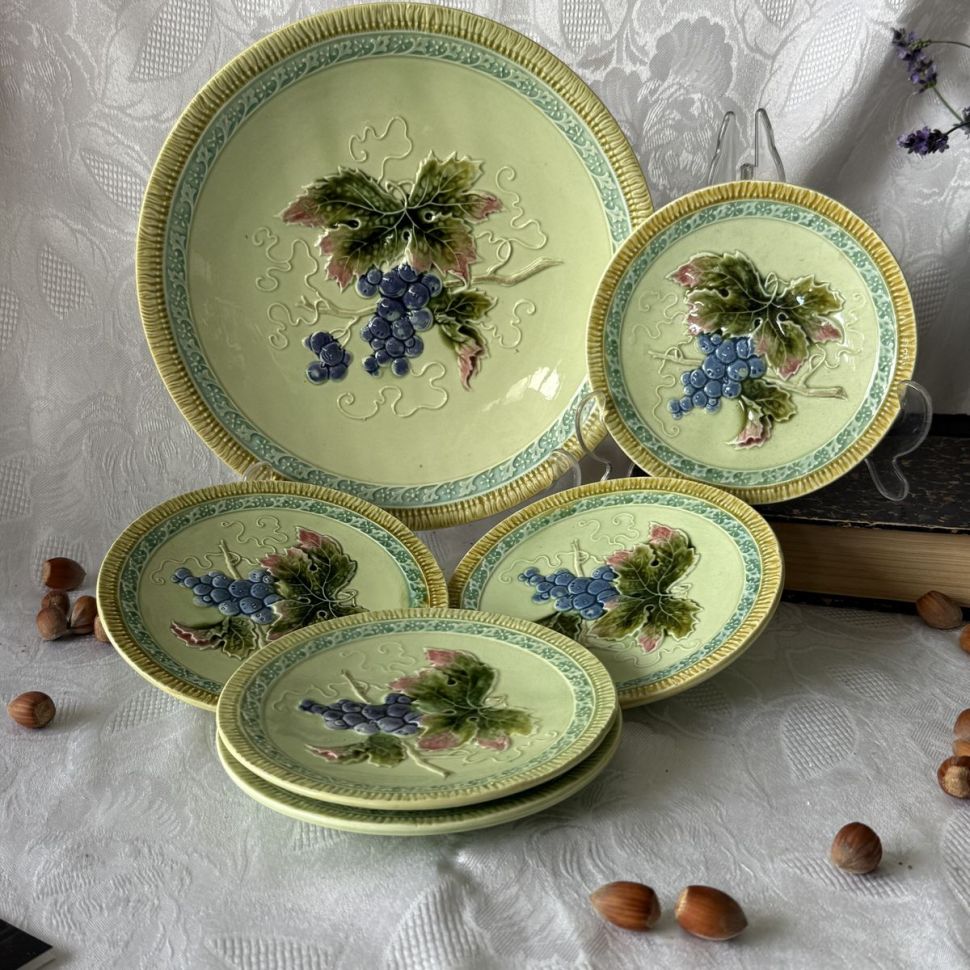 Блюдо и 5 тарелок Майолика керамика 