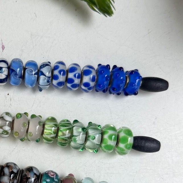 Шарм синий серебро муранское стекло