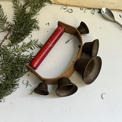 Колокольчики металл дерево кожа