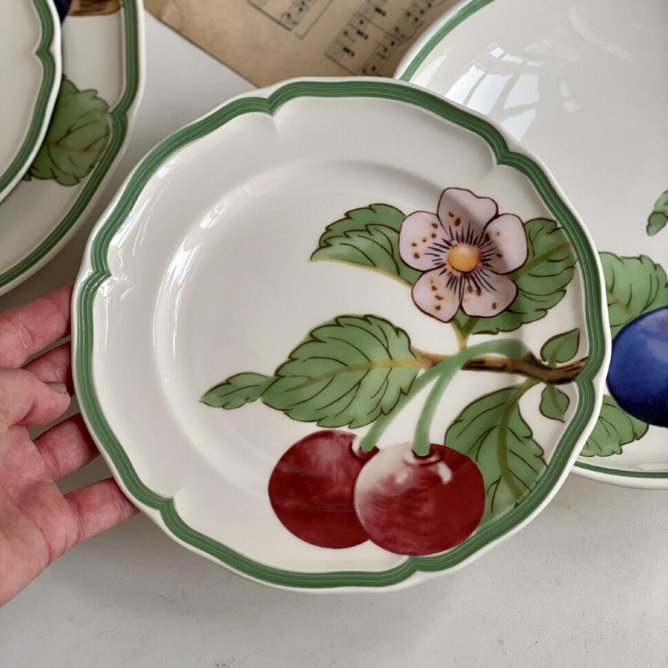 Тарелка 21 см фарфор Германия French Garden Вишня