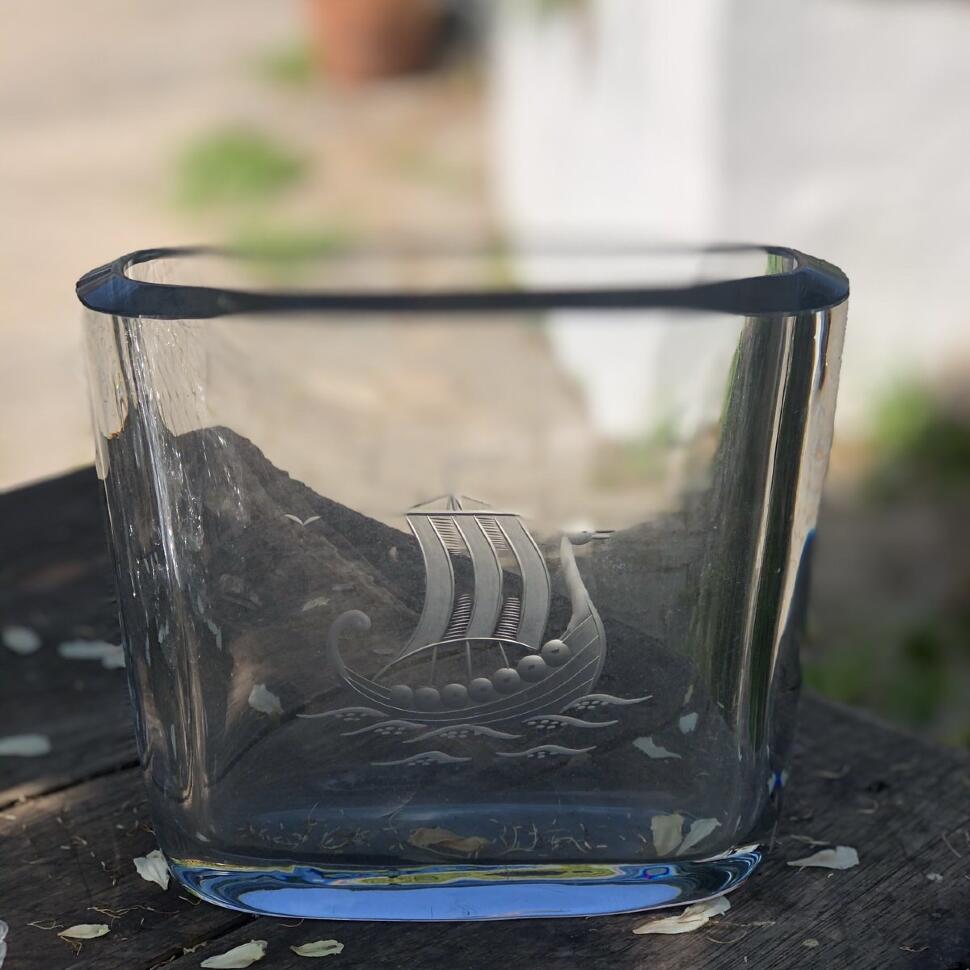 Ваза 18 см Драккар хрусталь