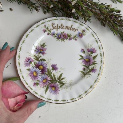 Тарелка Royal Albert 12 месяцев Сентябрь 16 см Англия