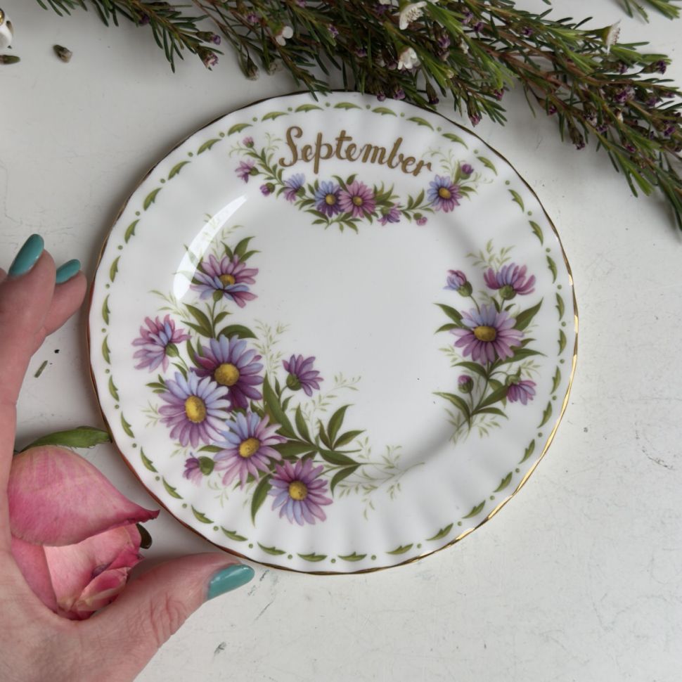 Тарелка Royal Albert 12 месяцев Сентябрь 16 см Англия