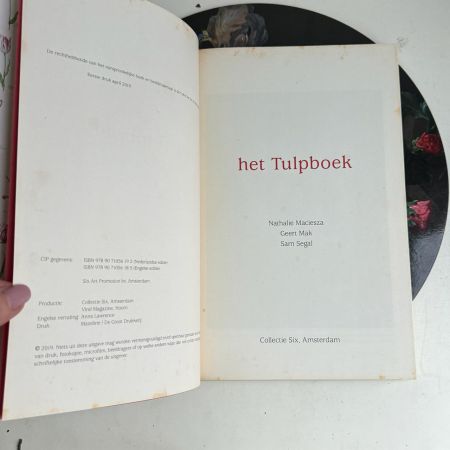 Книга о тюльпанах Tulipbook Нидерланды предзаказ
