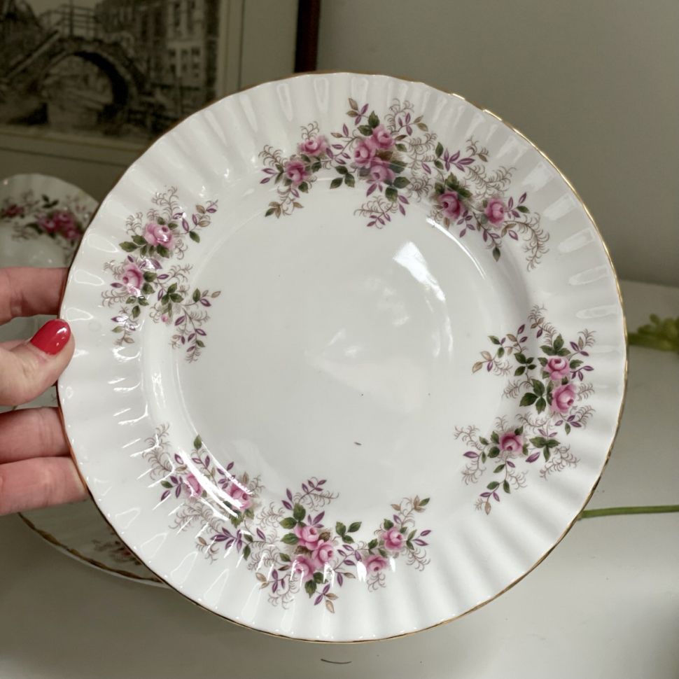Тарелка для завтрака Lavender Rose Royal Albert 1961 г. 21 см Англия