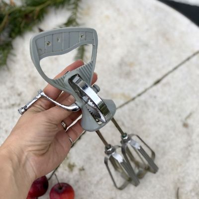 Миксер ручной для взбивания