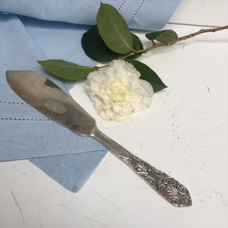 Нож для торта мельхиор