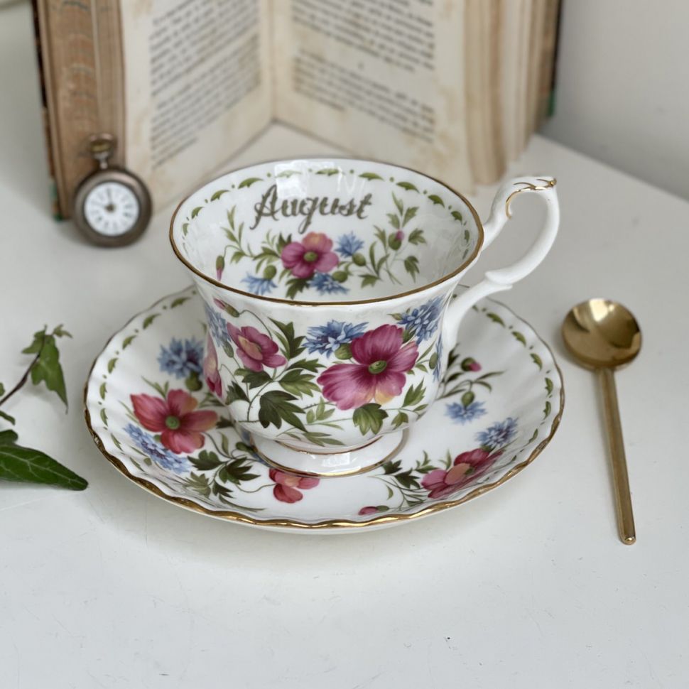 Чайная пара Royal Albert Август 1970 г. 12 месяцев