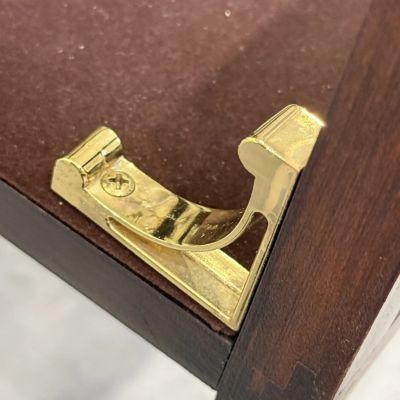 Журнальный столик витринаThe Franklin Mint