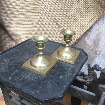 Подсвечник на одну тонкую свечу