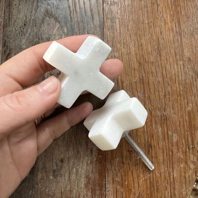 Ручка мебельная 4,5 см мрамор