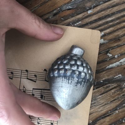 Декоративное украшение Желудь 6 см керамика