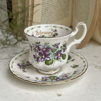 Кофейная пара Royal Albert Февраль130 мл 1970 г. 12 месяцев