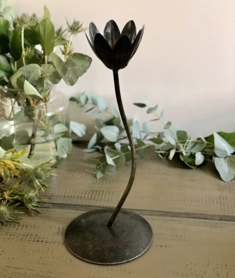 Подсвечник тюльпан