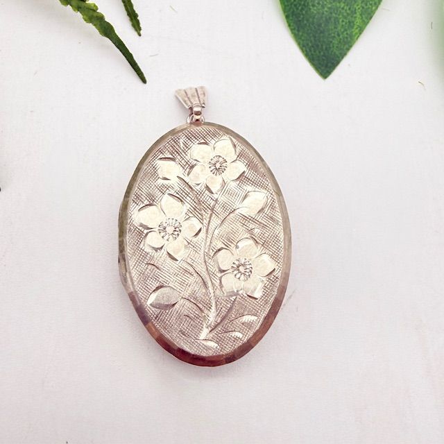 Кулон локет Цветы 3,5 см серебро штихельная гравировка