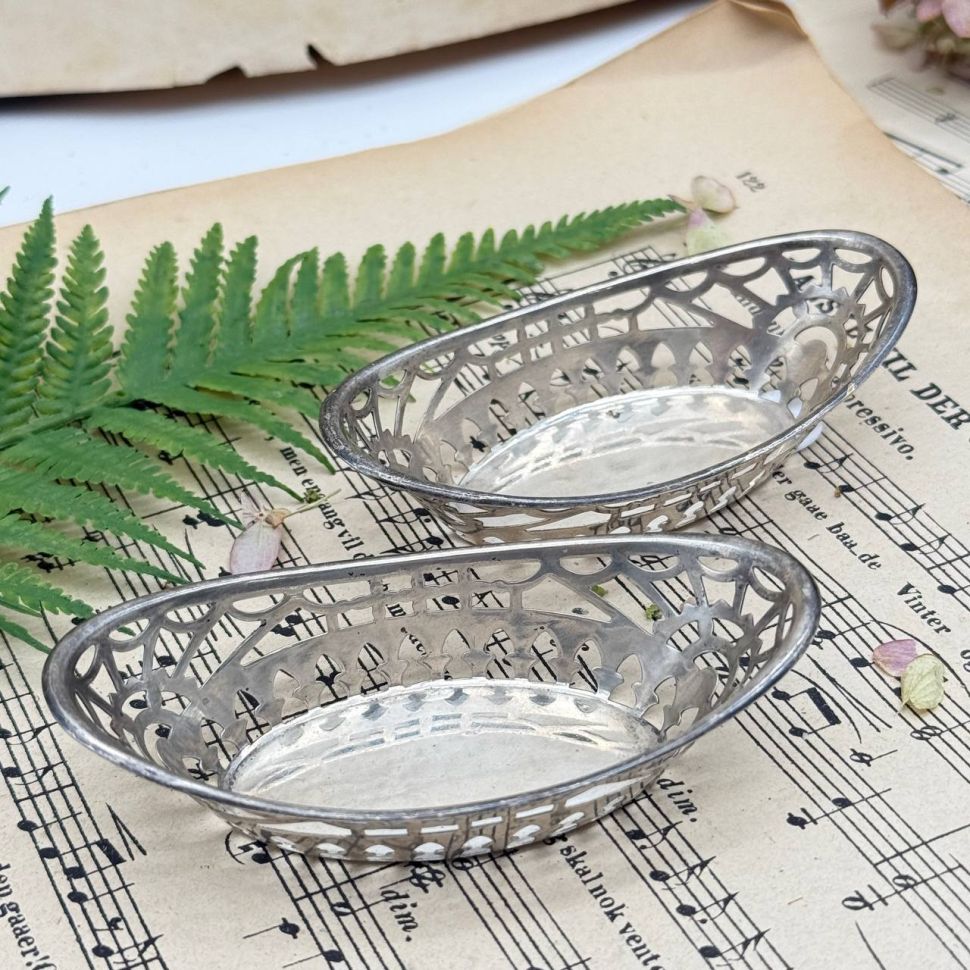 Ваза для орехов 9.5 см мельхиор Англия