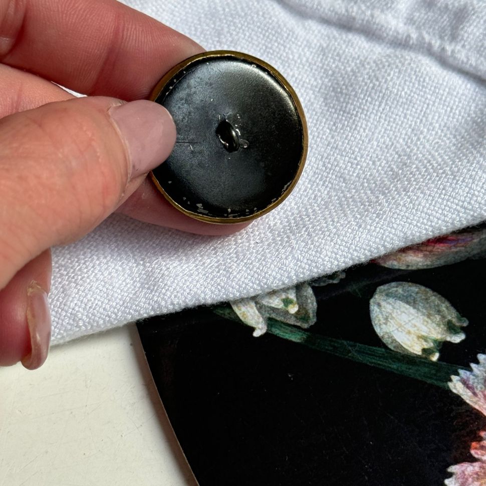 Пуговица старинная Кошка 3 см чернение по латуни