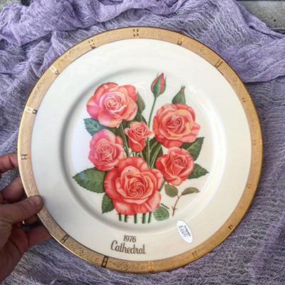 Тарелка коллекционная роза Cathedral