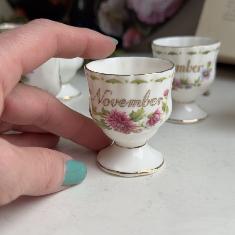 Подставка для яйца Royal Albert 12 месяцев Ноябрь 6 см Англия