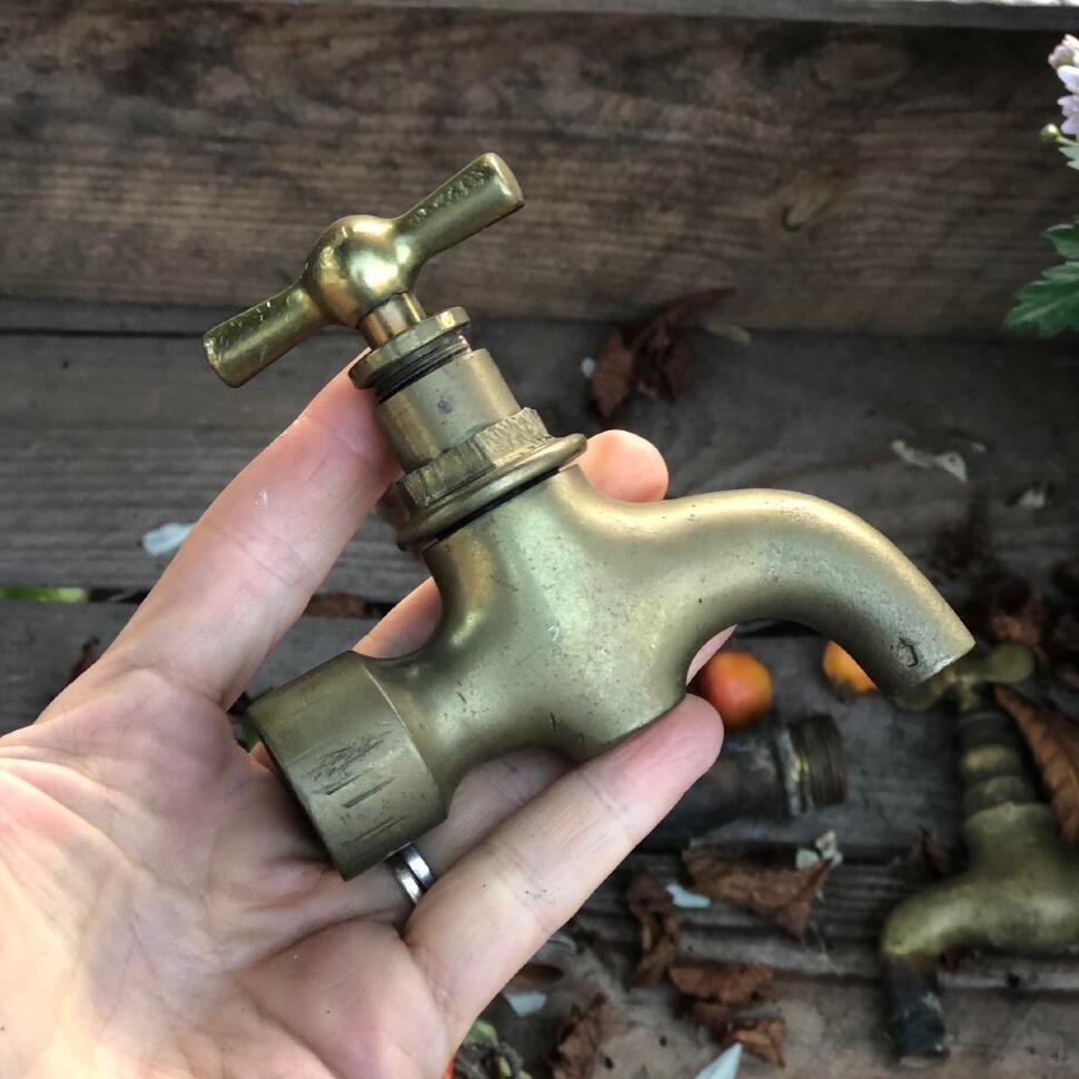 Кран 9 см латунь