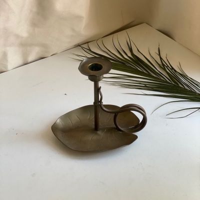 Подсвечник с ручкой 16 см Лист латунь