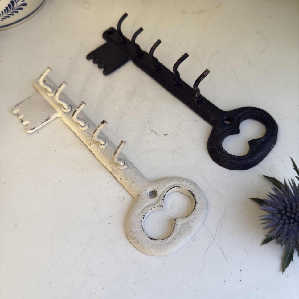 Вешалка для ключей 19 см чугун белая 