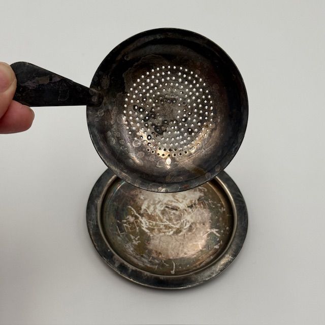 Ситечко для чая на подставке 10 см серебрение Италия