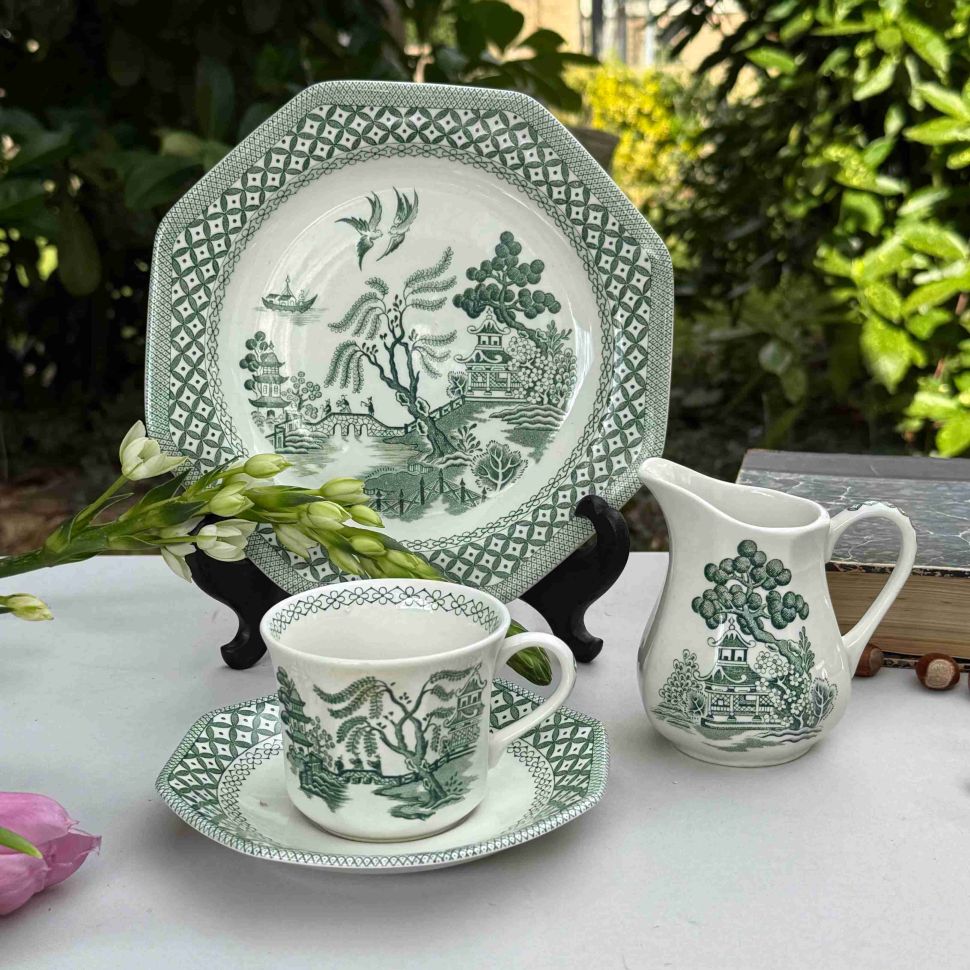 Тарелка Willow J&G Meakin 21 см Англия зеленая