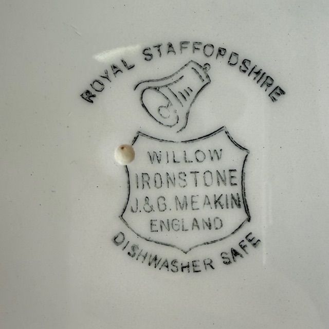 Тарелка Willow J&G Meakin 21 см Англия зеленая