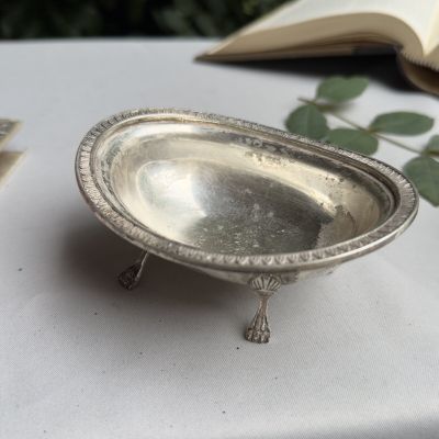 Мыльница Розетка на лапках 12 см мельхиор серебрение