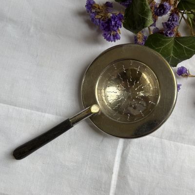 Ситечко для чая с ручкой 18 см серебрение дерево