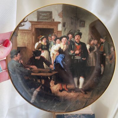 Тарелка номерная 19,5 см Австрия Lilien Porzellan 1989 Vor dem Tanz