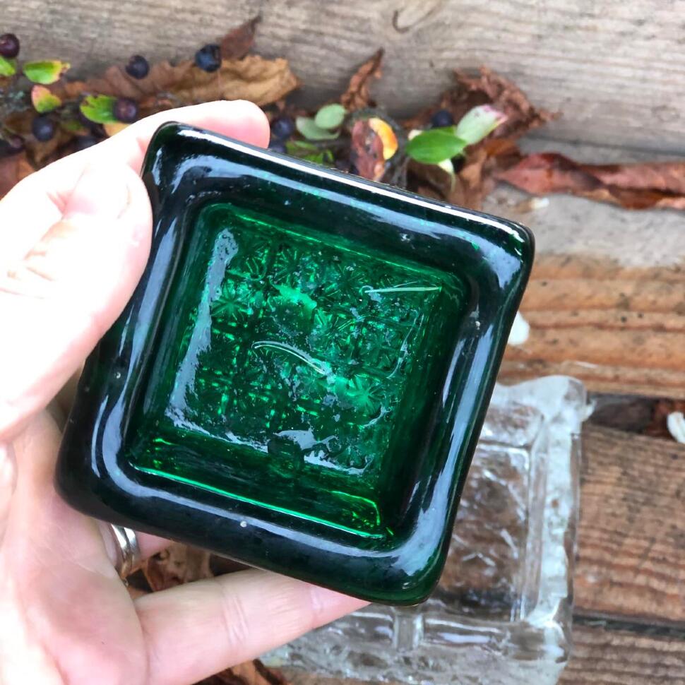 Пепельница квадрат мини 7 см зеленая