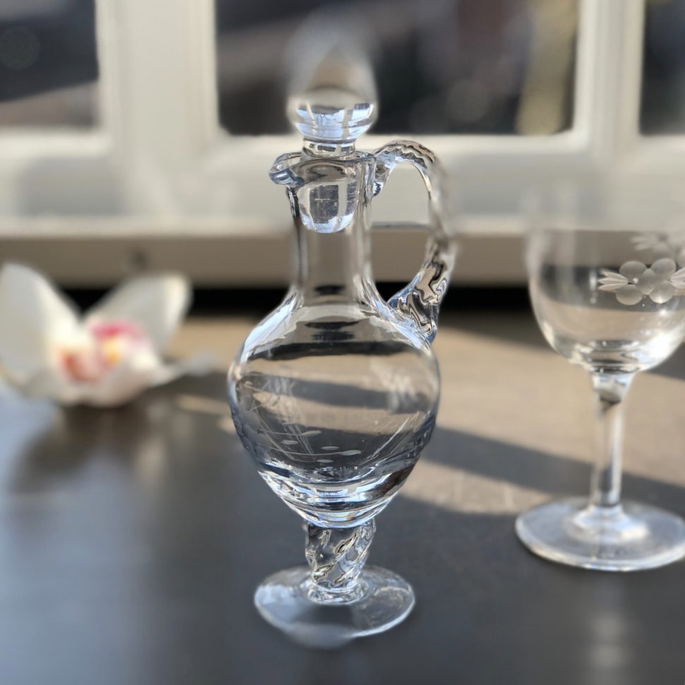 Графин на ножке малый 100 мл