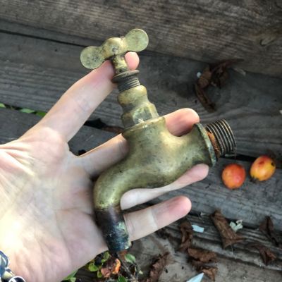 Кран 8,5 см латунь