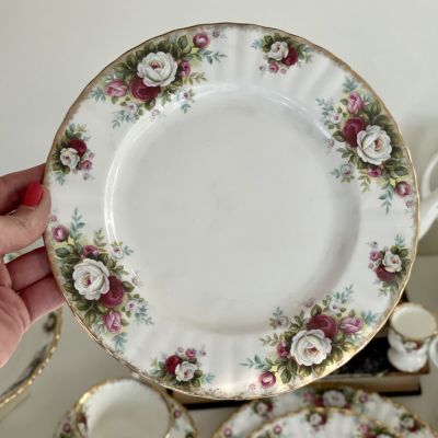 Тарелка для завтрака Royal Albert Celebration 21 см 