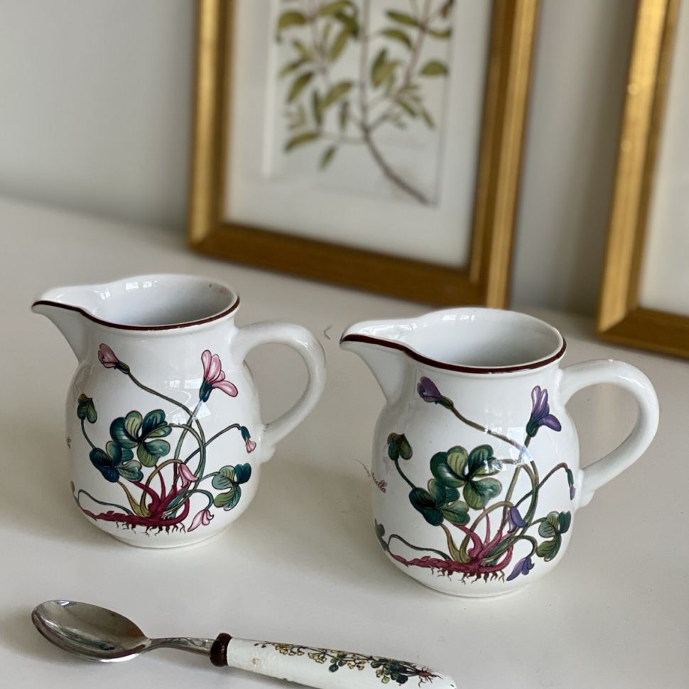 Молочник Botanica Oxalis сиреневый 200 мл