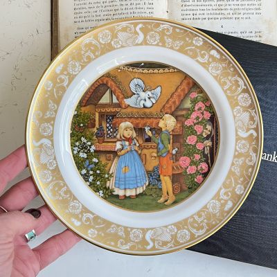 Тарелка Franklin Porcelain Сказки Гензель и Гретель 1978 г. W.Germany 