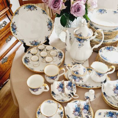 Блюдо Royal Albert Moonlight Rose 26 см фарфор Англия