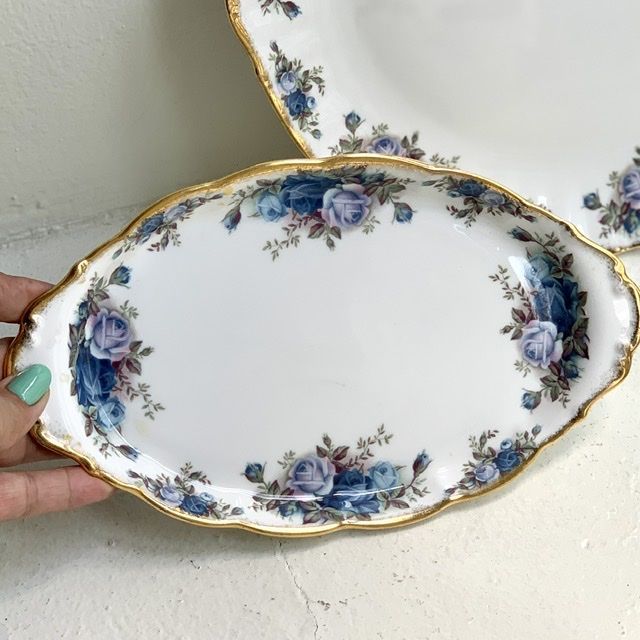 Блюдо Royal Albert Moonlight Rose 26 см фарфор Англия