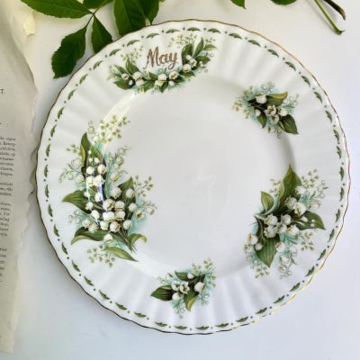 Тарелка Royal Albert 12 месяцев Май 21 см Англия