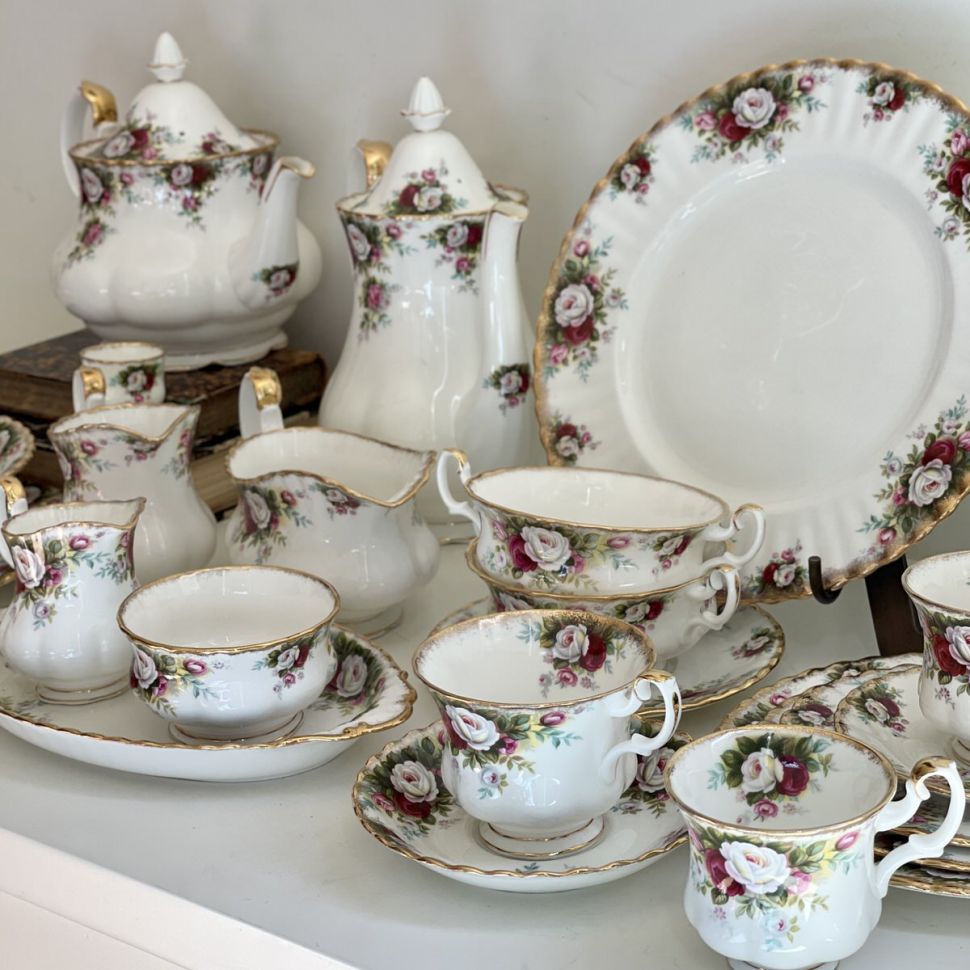 Тарелка для хлеба Royal Albert Celebration 18 см