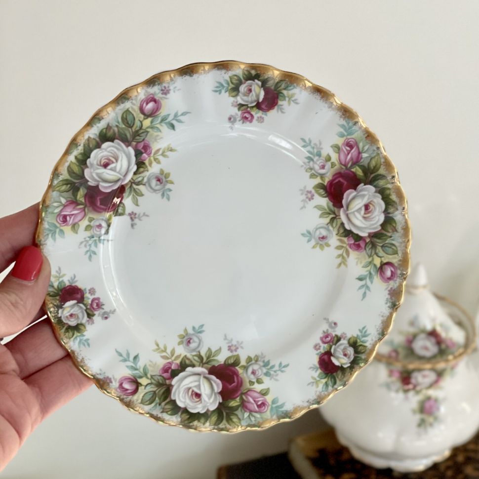 Тарелка для хлеба Royal Albert Celebration 18 см