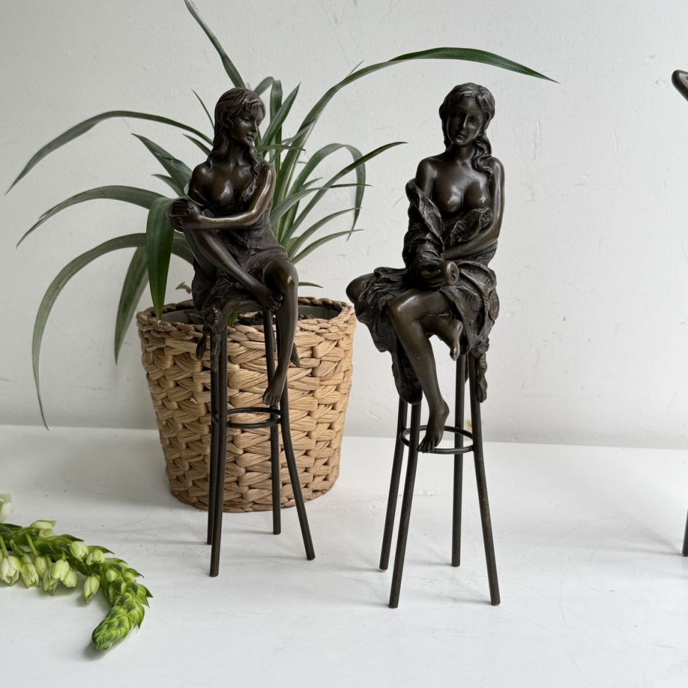 Статуэтка Девушка с яблоком Pierre Collinet 26 см Франция бронза 50-е гг