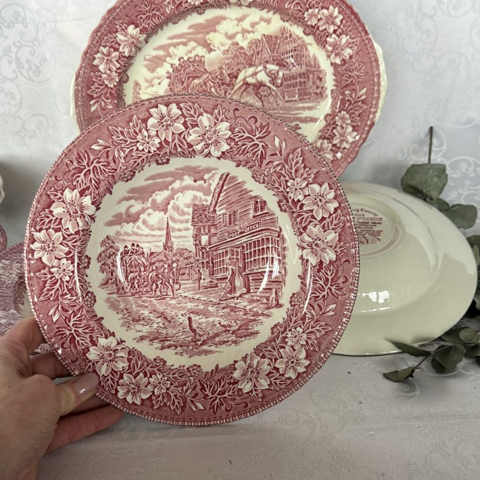 Тарелка глубокая Royal Tudor Ware Coaching Taverns красная 23 см Англия