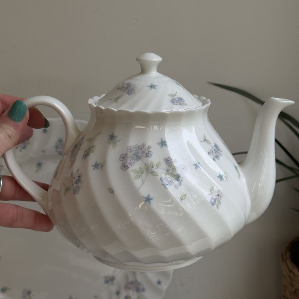 Чайник Wedgwood April Flowers 1,4 л Англия