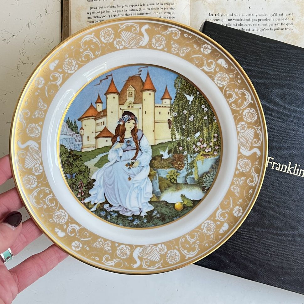 Тарелка Franklin Porcelain Сказки Принц-лягушка 1978 г. W.Germany 