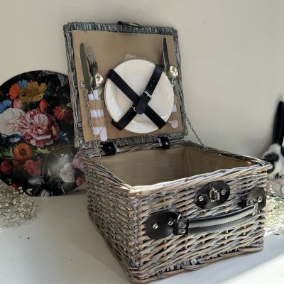 Корзина для пикника с крышкой 30 см с посудой