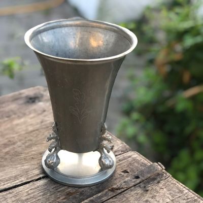 Ваза 19 см на ножках олово